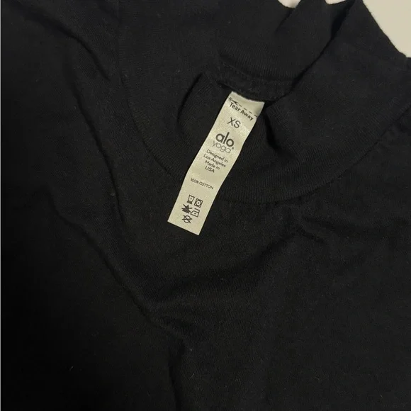ALO Yoga Black Crop T-Shirt XS - Picture 3 of 3